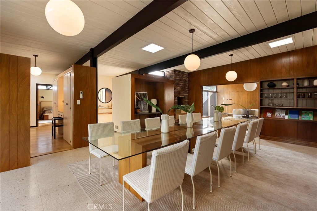 1816 N Stanley Avenue