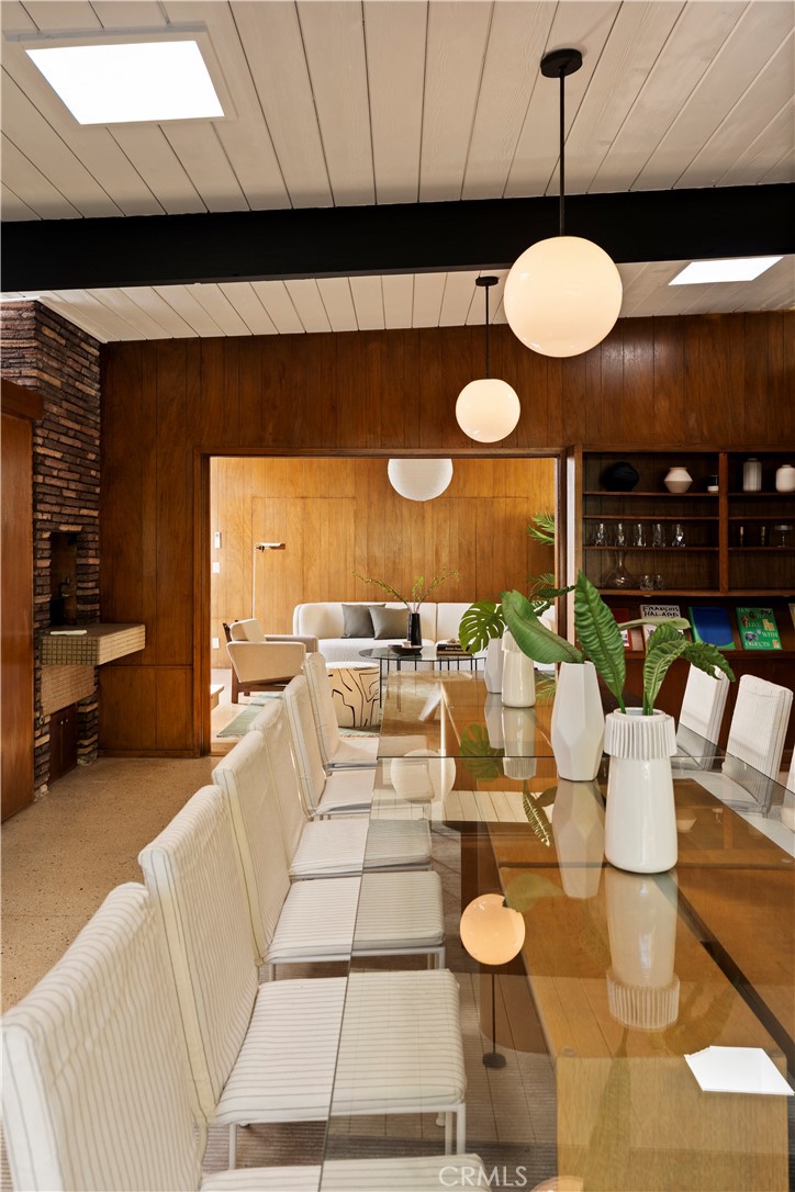 1816 N Stanley Avenue