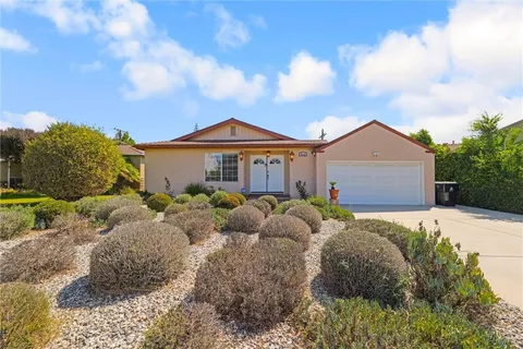 8512 Belford Avenue, Los Angeles, CA 90045 - MLS#: SB25198787