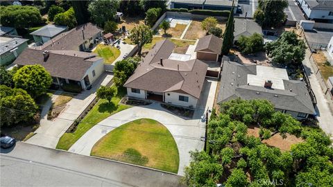 12566 Dolan Avenue Downey CA 90242