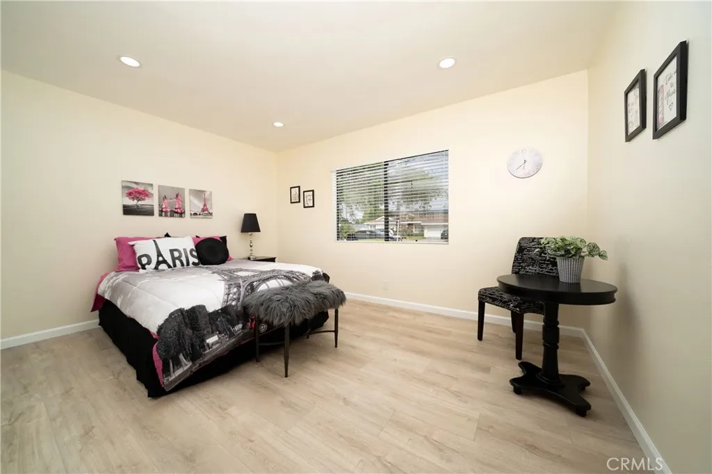 Downey, California 90242, United States, 3 Bedrooms Bedrooms, ,2 BathroomsBathrooms,Residential,Active,174893