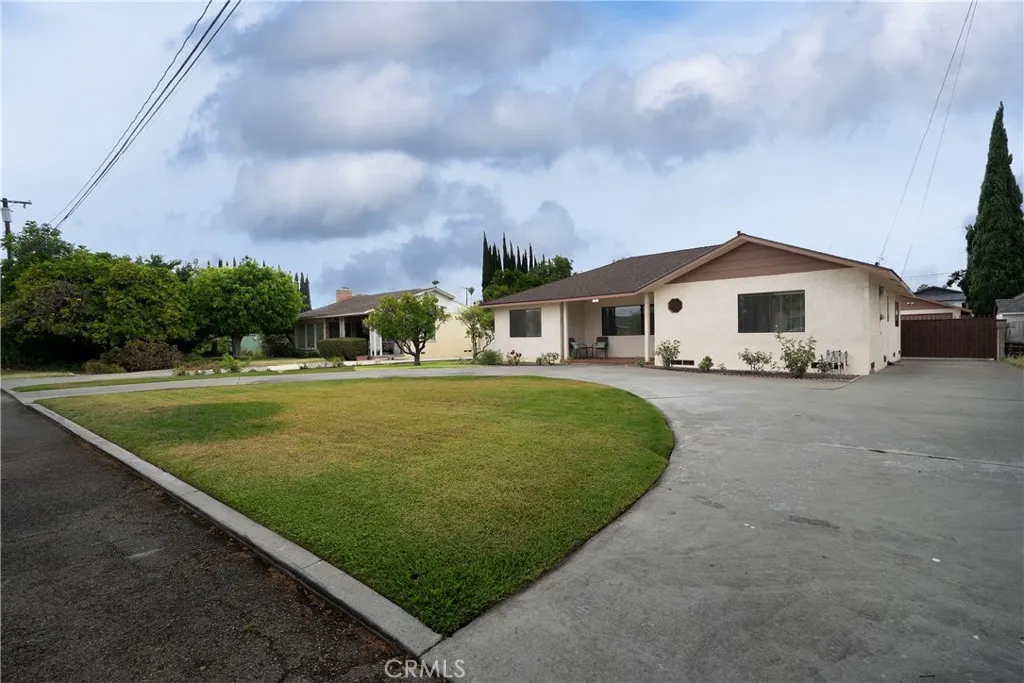 Downey, California 90242, United States, 3 Bedrooms Bedrooms, ,2 BathroomsBathrooms,Residential,Active,174893