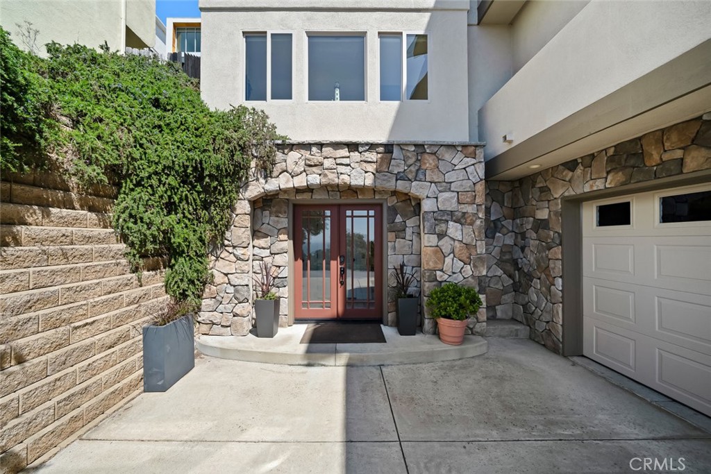 2680 Maple Avenue