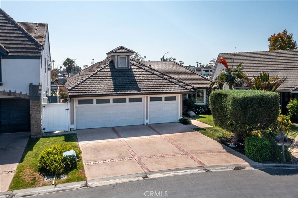 6261 Majorca Circle