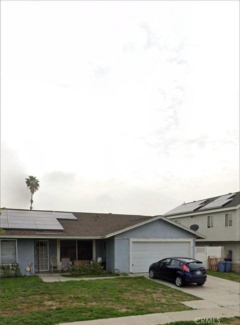 Photo of 10851 Maple Avenue, Bloomington, CA 92316 (MLS # IV25188863) Photo of 10851 Maple Avenue, Bloomington, CA 92316 (MLS # IV25188863)