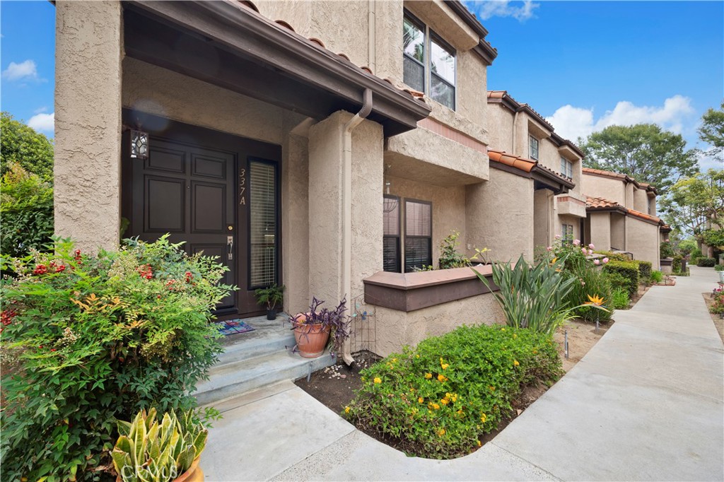 337 E Chapman Avenue A