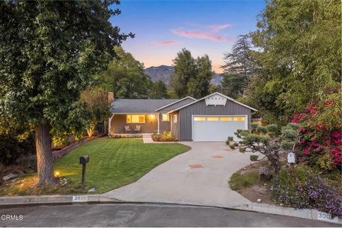 Photo of 3903 El Caminito St, Glendale, CA 91214 (MLS # P1-29008)