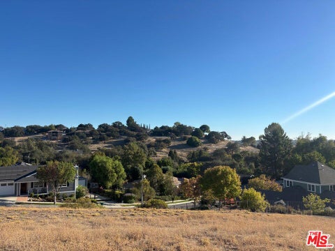 Tiny photo for 304 Maplewood Court, Paso Robles, CA 93446 (MLS # 26999509)