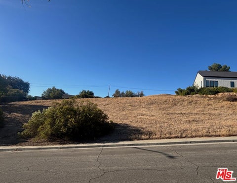 Tiny photo for 304 Maplewood Court, Paso Robles, CA 93446 (MLS # 26999509)