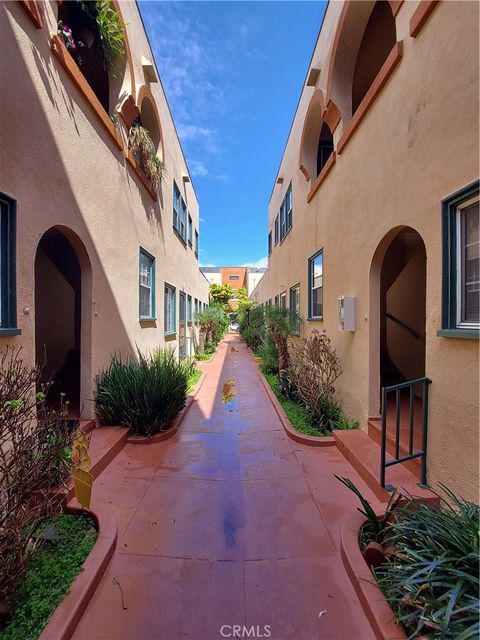 Photo of 1328 E 2nd St #1, Long Beach, CA 90802 (MLS # PW26069637)