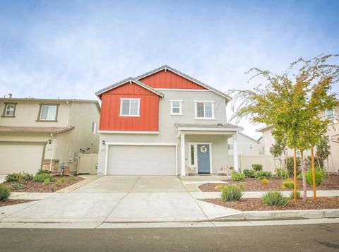 Photo of 3847 3847 BERRYBRIDGE ST St, Sacramento, CA 95834 (MLS # 41123857)