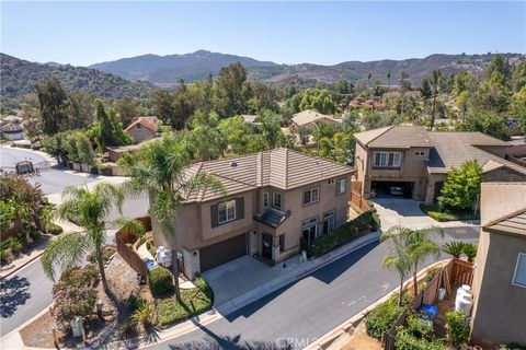 Photo of 29818 Hillside View Ct Ct, Escondido, CA 92926 (MLS # SW25216248)
