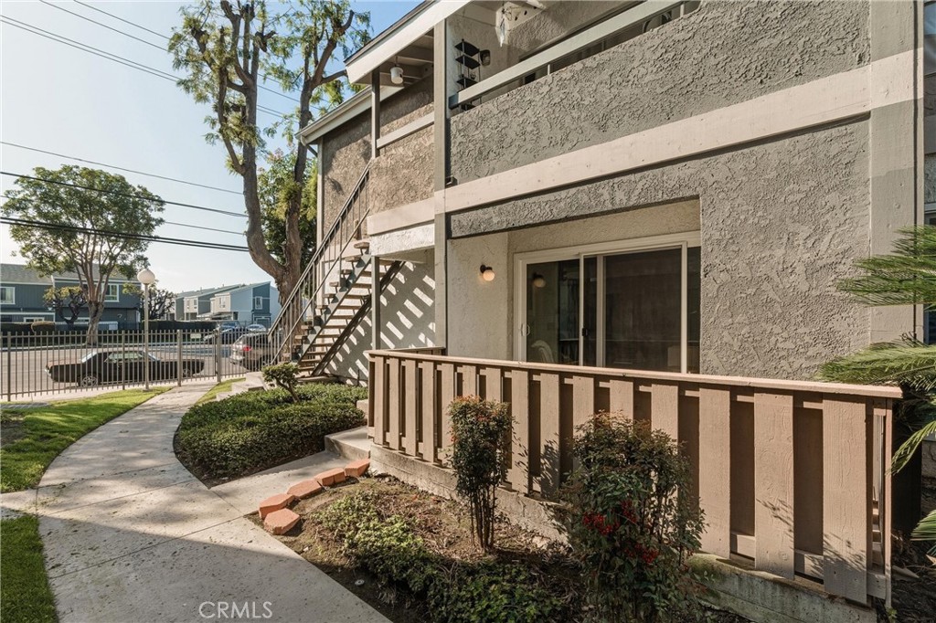 2863 S Fairview Unit A