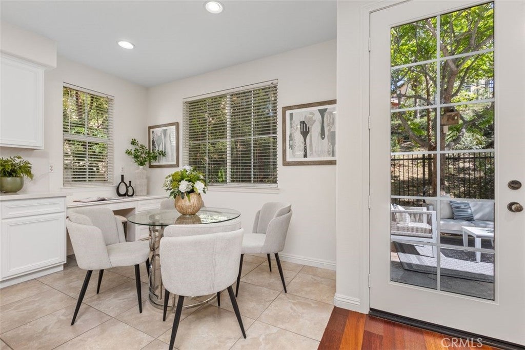 152 Treehouse, Irvine CA 92603 - Photo 10