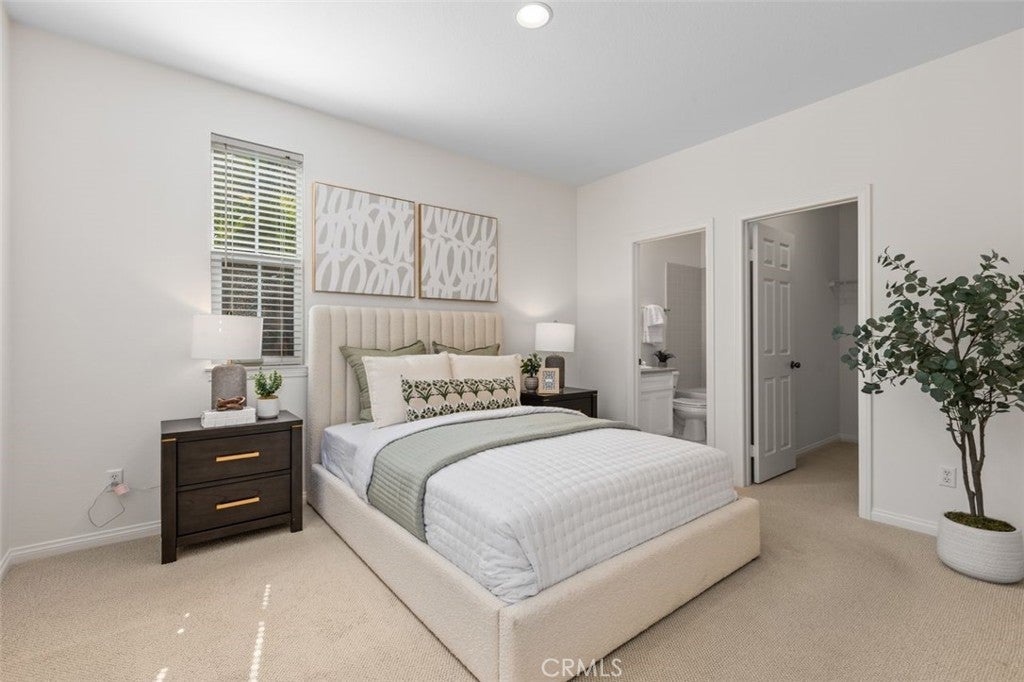152 Treehouse, Irvine CA 92603 - Photo 13