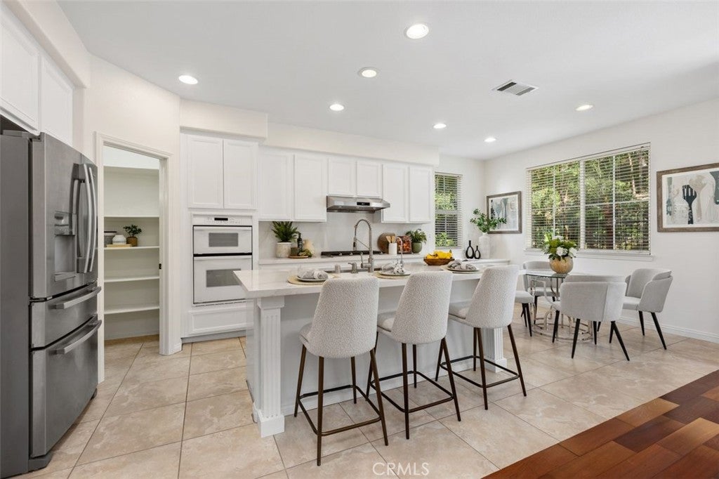 152 Treehouse, Irvine CA 92603 - Photo 7
