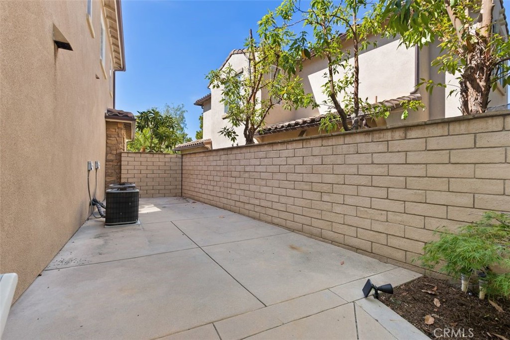 152 Treehouse, Irvine CA 92603 - Photo 31