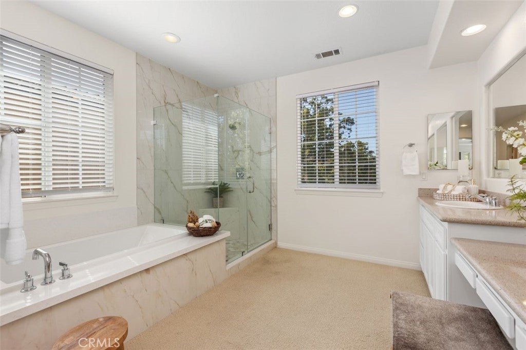 152 Treehouse, Irvine CA 92603 - Photo 21