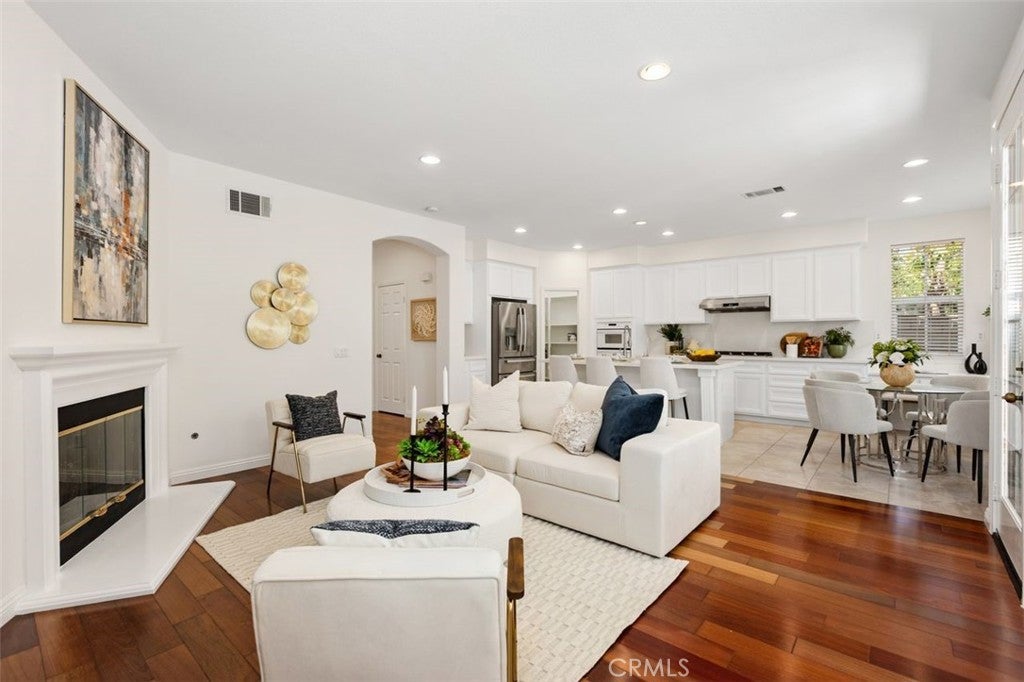 152 Treehouse, Irvine CA 92603 - Photo 14