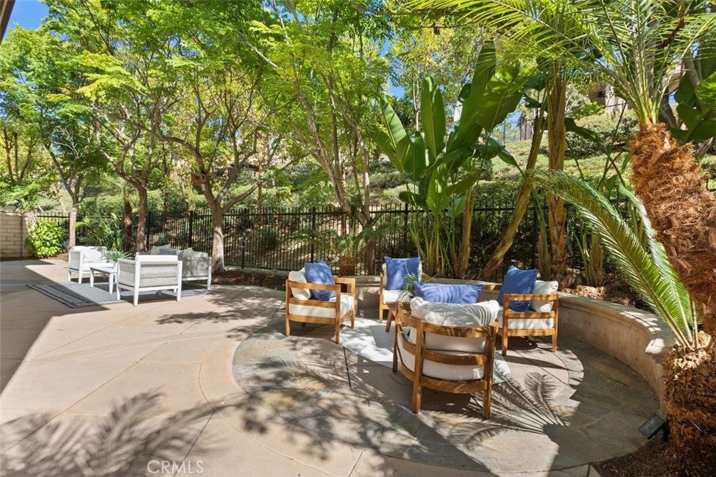 152 Treehouse, Irvine CA 92603 - Photo 28