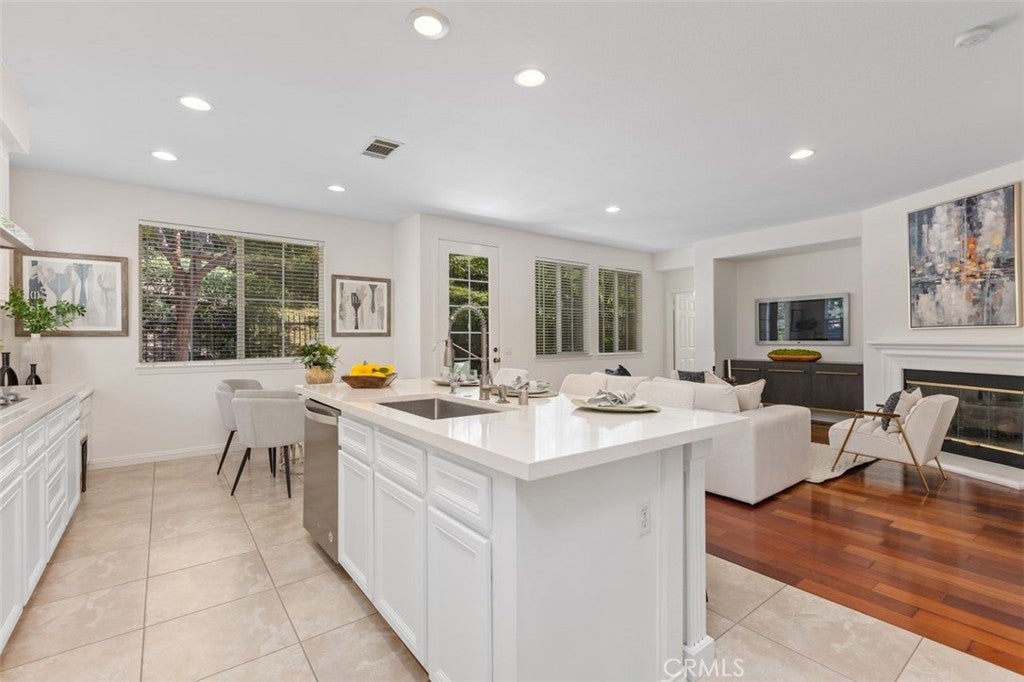 152 Treehouse, Irvine CA 92603 - Photo 27