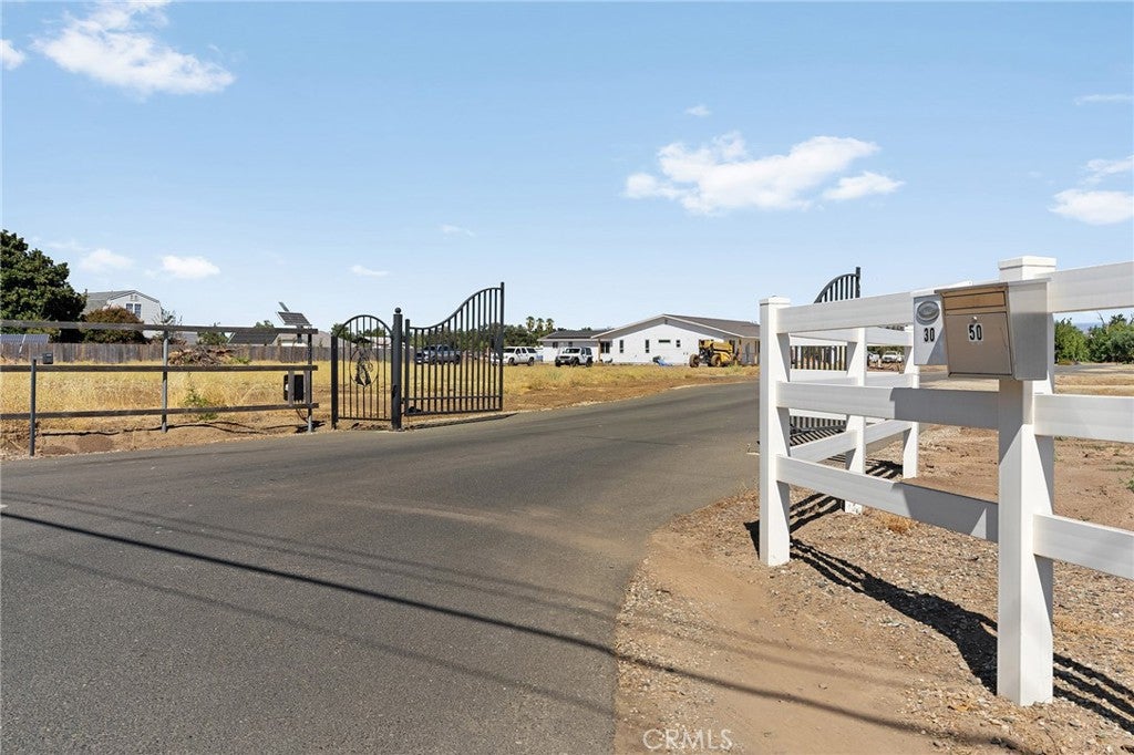 33 Cattle Drive Court