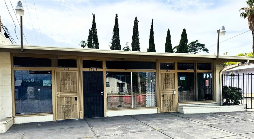 An excellent investment opportunity, this property features 3 units on a sizable lot. All units are currently being rented and generating a steady income. The middle unit is presently set up as a beauty salon. With great visibility and strong future potential, this property is perfect for an investor looking to generate rental income.