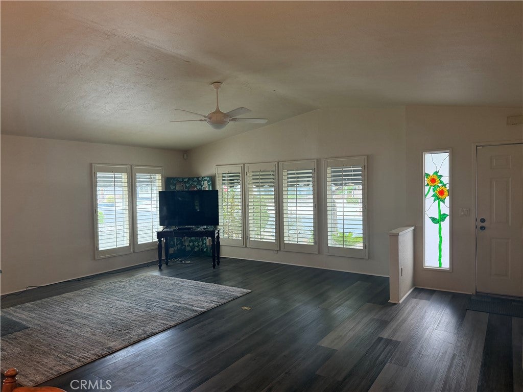 74406 Mercury Circle E