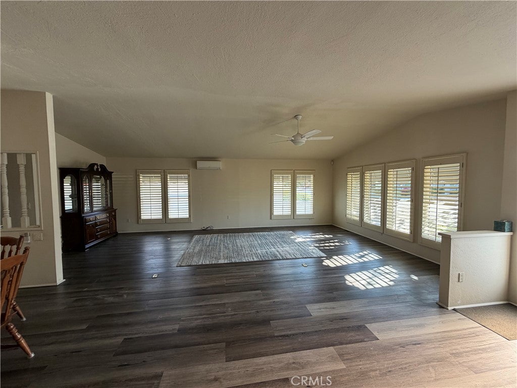 74406 Mercury Circle E