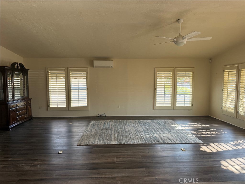 74406 Mercury Circle E