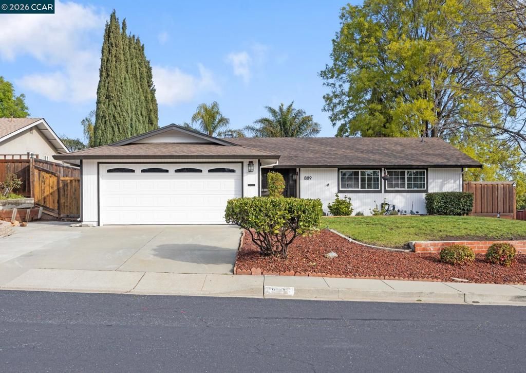 Photo of 889 889 Palisade Dr Dr, Martinez, CA 94553 (MLS # 41123778)