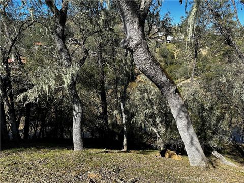 Tiny photo for 8209 Woody Point Lane, Bradley, CA 93426 (MLS # NS25113907)