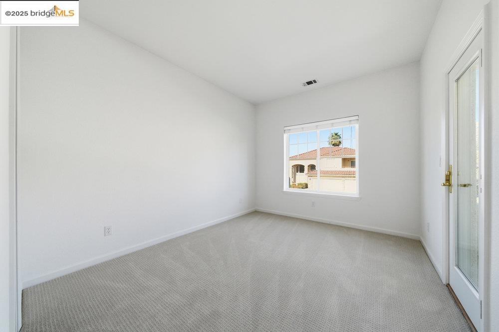 CRYSTYL RANCH - Residential