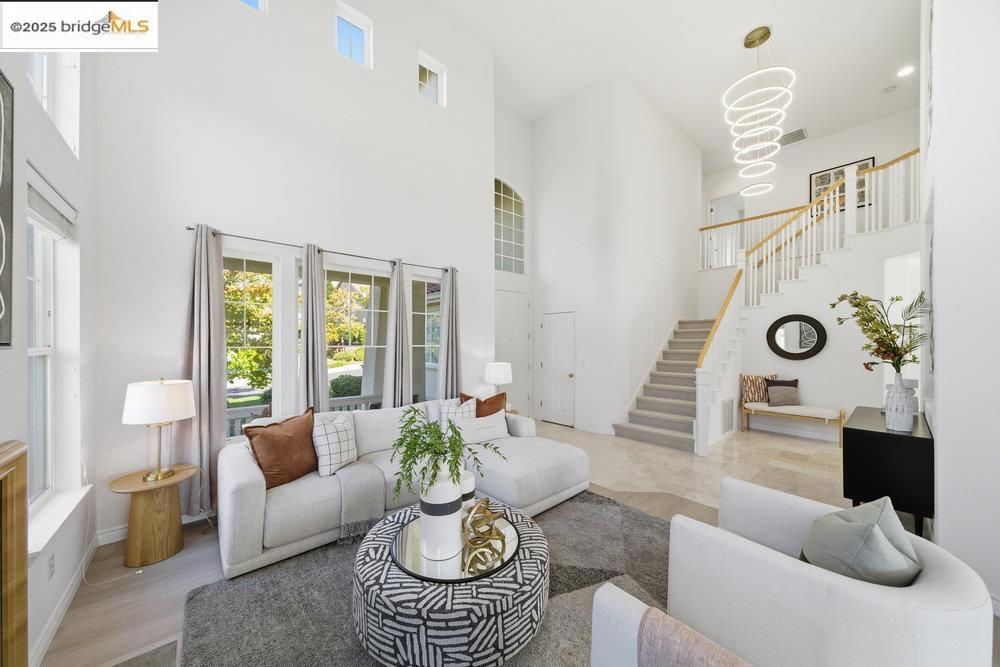 CRYSTYL RANCH - Residential