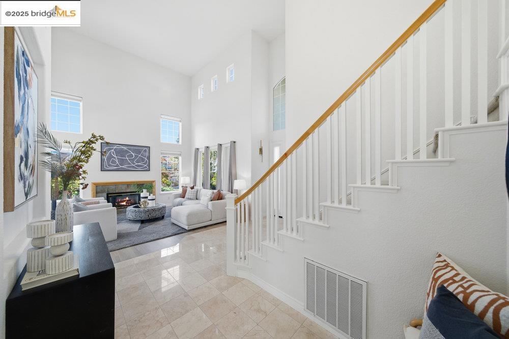 CRYSTYL RANCH - Residential