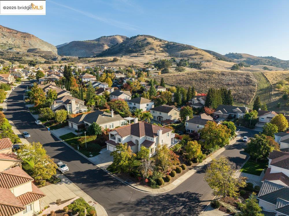 CRYSTYL RANCH - Residential