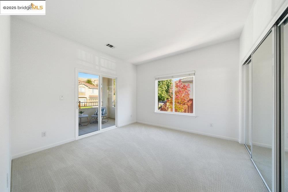 CRYSTYL RANCH - Residential