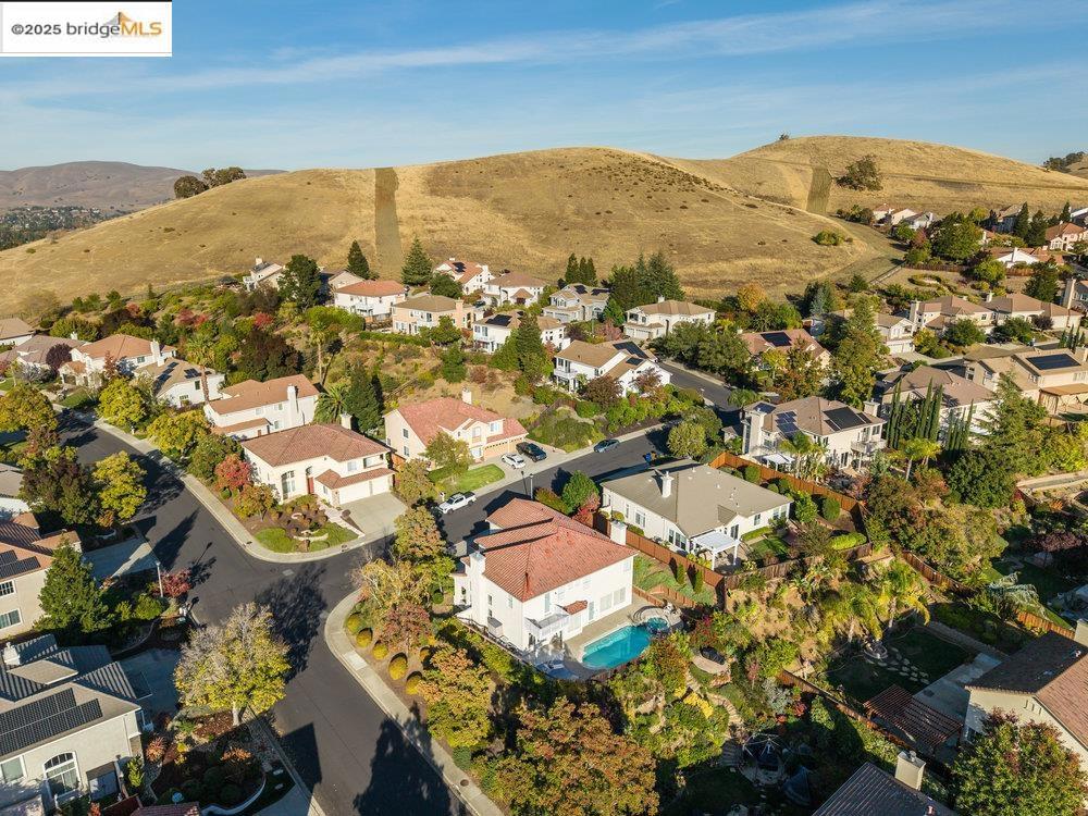 CRYSTYL RANCH - Residential