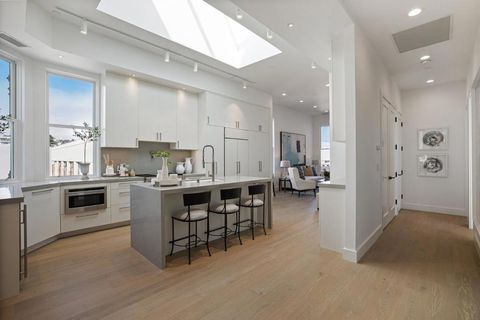 Photo of 1502 Golden Gate Avenue, San Francisco, CA 94115 (MLS # ML82043823)