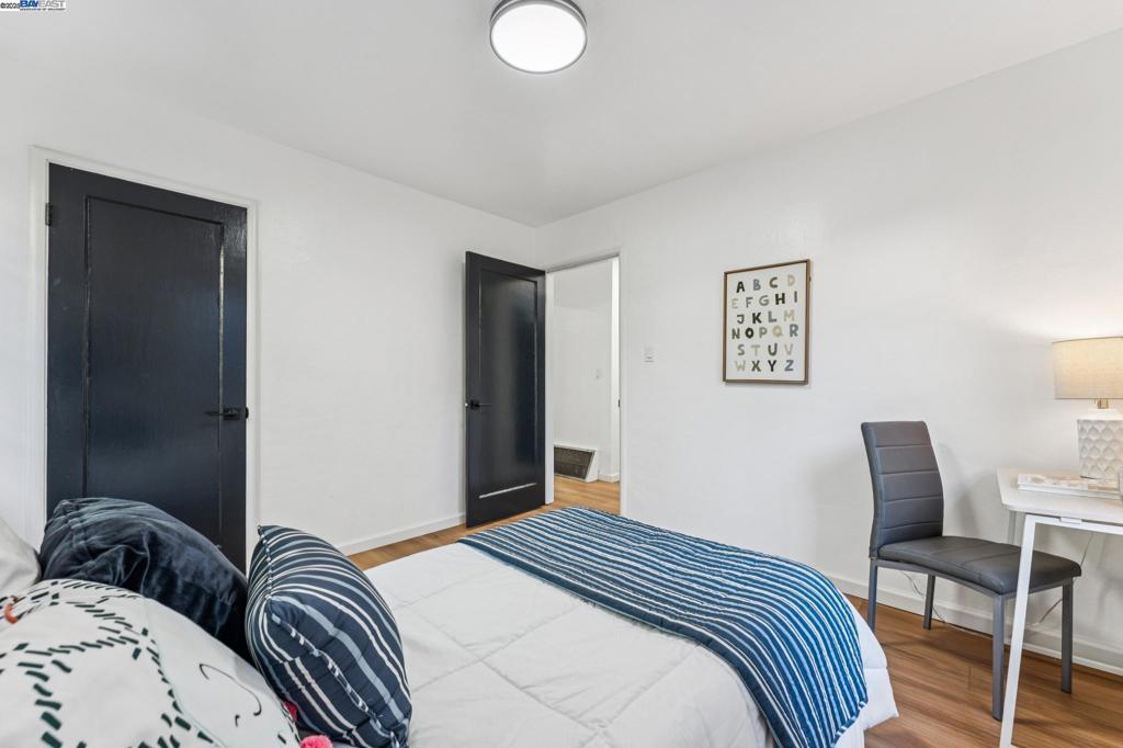 CENTRAL ALAMEDA - Residential Income