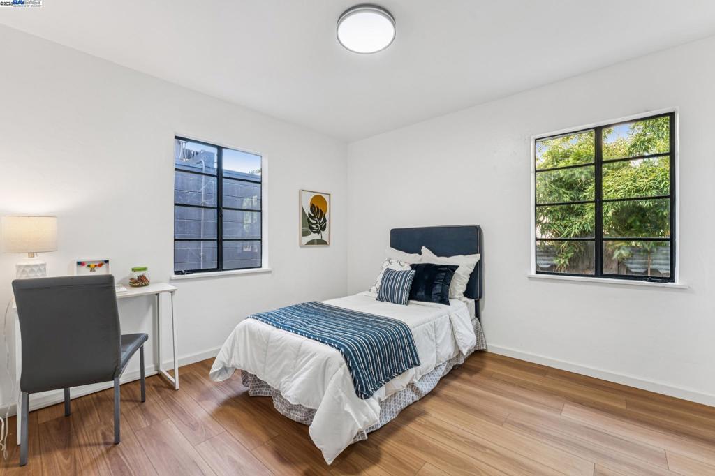 CENTRAL ALAMEDA - Residential Income