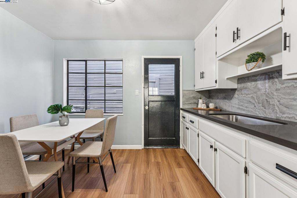 CENTRAL ALAMEDA - Residential Income