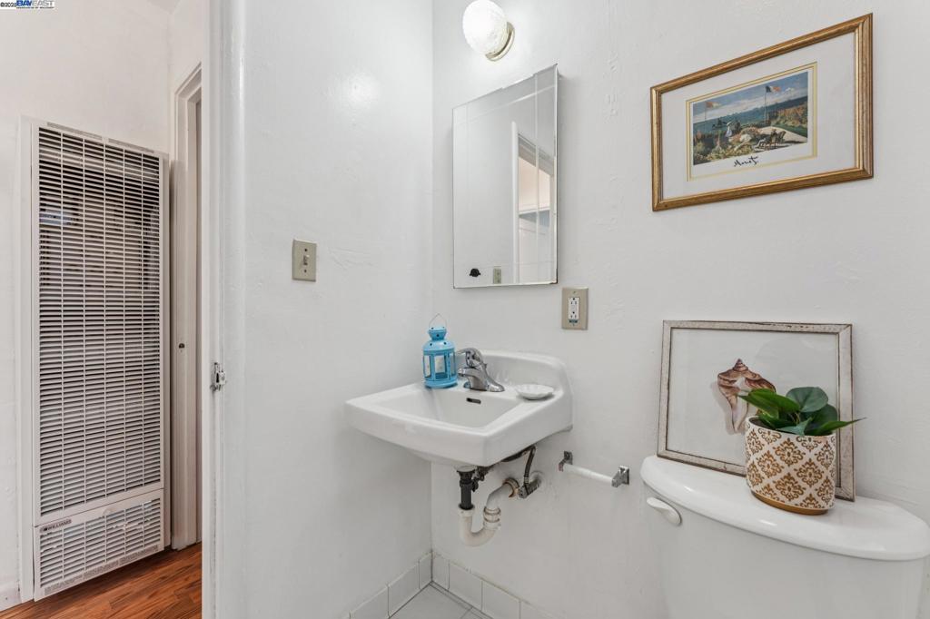 CENTRAL ALAMEDA - Residential Income