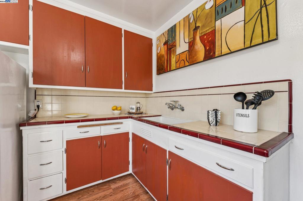 CENTRAL ALAMEDA - Residential Income