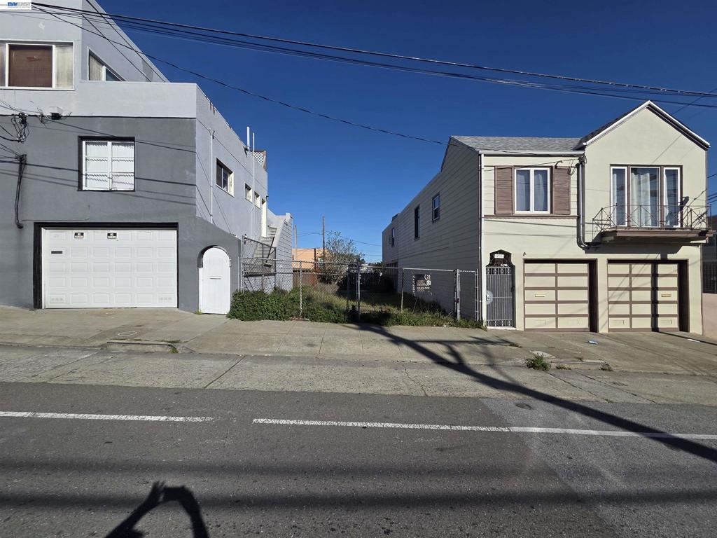 1029 Silver Ave
