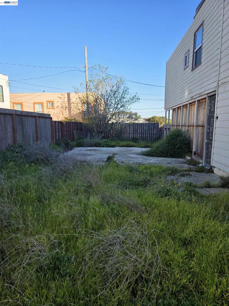 1029 Silver Ave