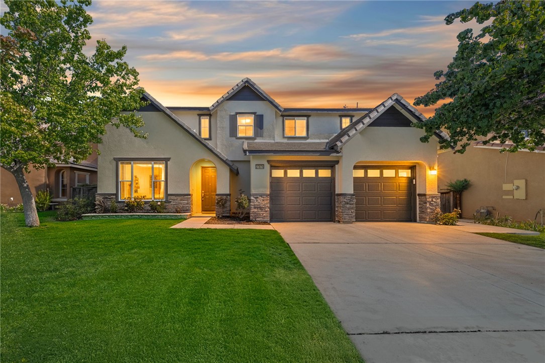 Welcome to this stunning 5-bedroom, 3-bathroom home located in the sought-after Murrieta Oaks community. Boasting over 3,000 square feet of living space, this spacious residence offers comfort, functionality, perfect for growing families or multigenerational living.
Main Features:
Main Floor Bedroom & Full Bath – Ideal for guests or extended family.
Spacious Master Retreat – Includes a walk-in shower, separate soaking tub, and plenty of room to relax.
Upstairs Bedrooms – Four additional bedrooms provide space for everyone.
Upgrades & Highlights:
Fresh interior and exterior paint
Newly installed grass and professional landscaping
Immaculately maintained throughout – this home is truly turnkey.
Community & Location:
No HOA!
Two beautiful parks and multiple fitness trails within the community
Home to an award-winning elementary school right in the neighborhood
Conveniently located near the 215 Freeway, with easy access to shopping, dining, and Vista Murrieta High School
If you're searching for a move-in ready, spacious home in a beautiful, established community with no HOA, this is the one you've been waiting for