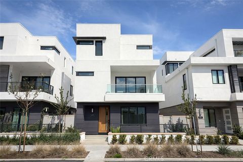 2173 Swaim Way Tustin CA 92782