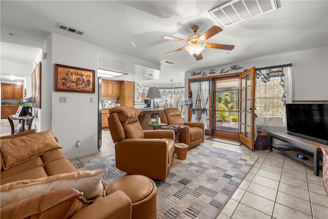 14285 Club View Drive