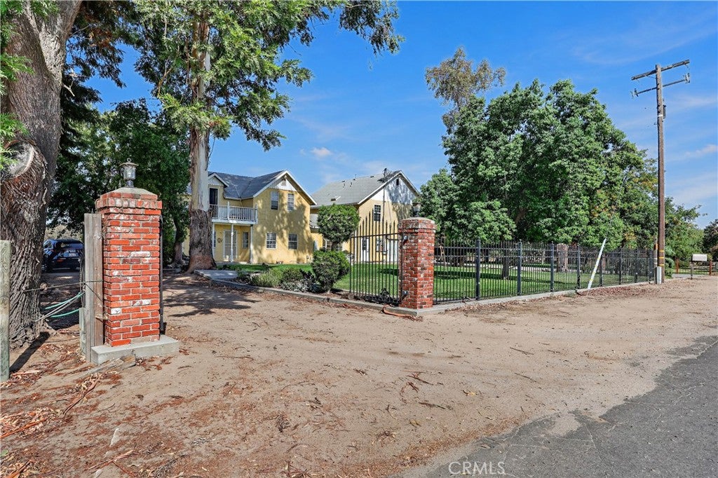 23598 Road 15 3/4